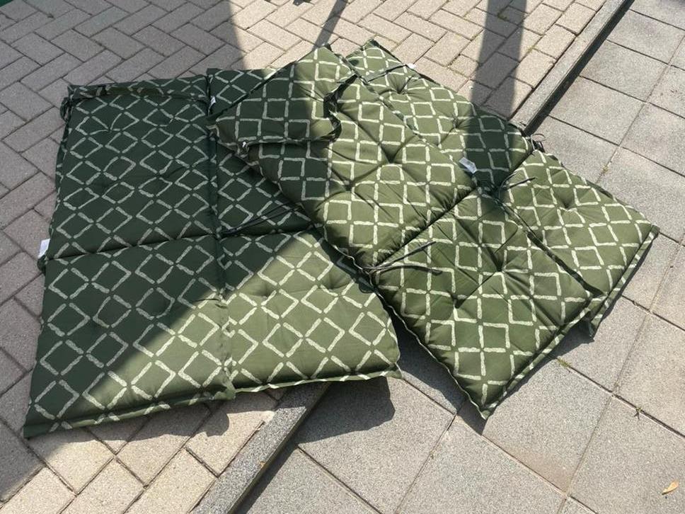 4x Tuinkussens voor stoelen - Groen met patroon, Tuin en Terras, Tuinsets en Loungesets, 2 zitplaatsen, Kunststof, Gebruikt, Ophalen of Verzenden