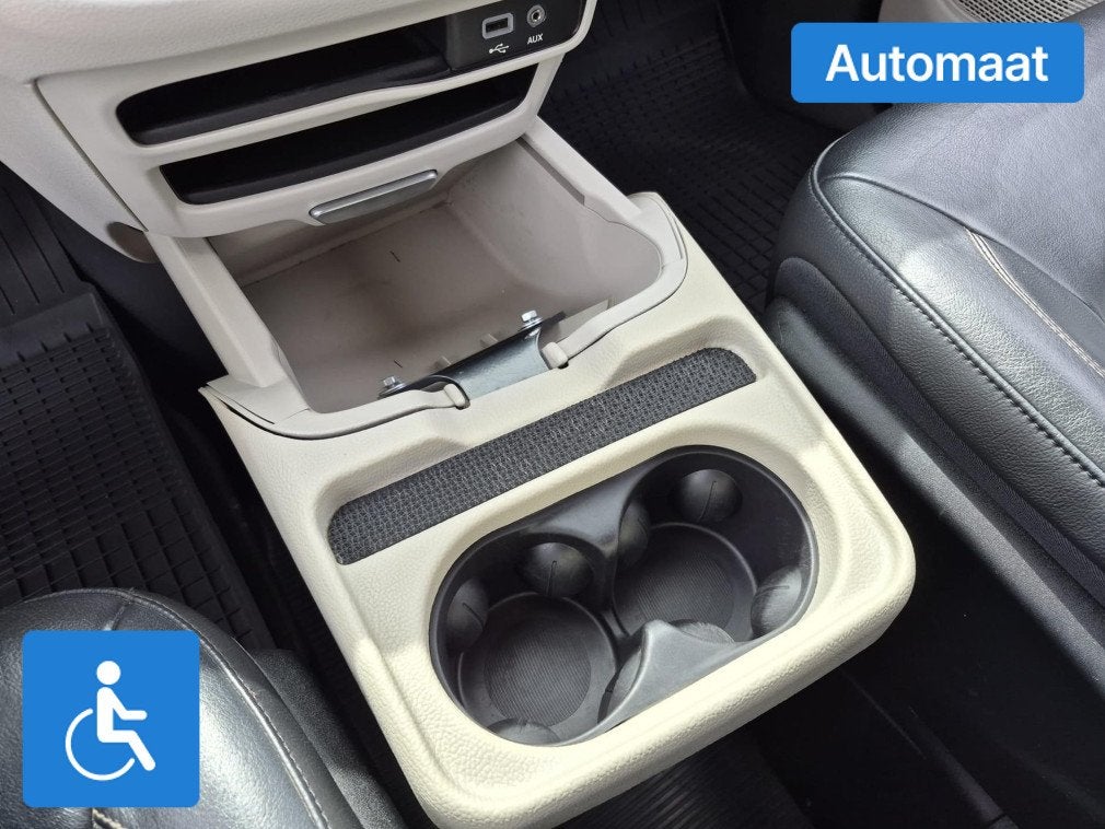 Chrysler Pacifica (bj 2017, automaat), Auto's, Chrysler, Automaat, 12 maanden, Parkeersensor, Gebruikt