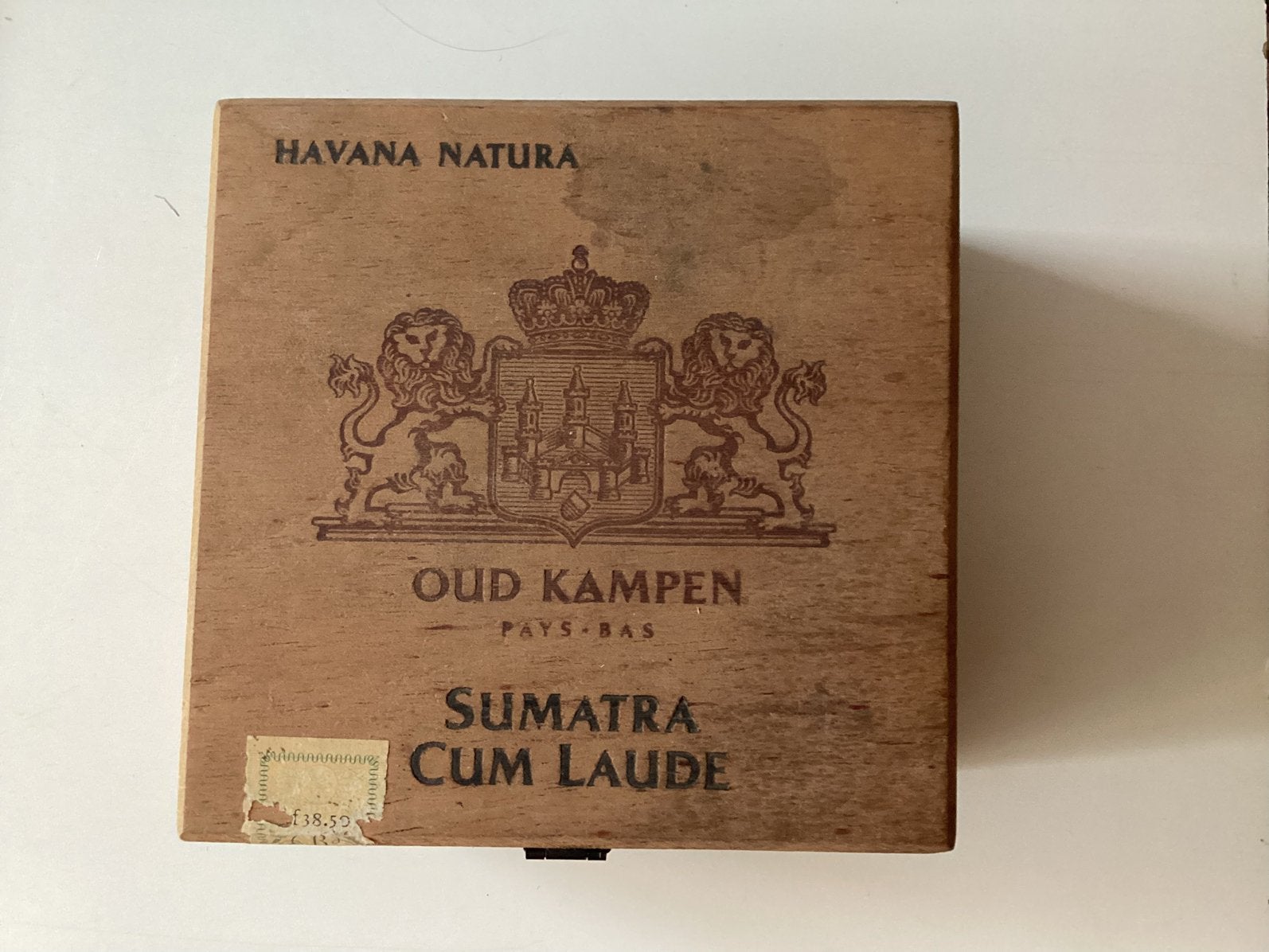 Oud Sigaren Kistje ( in Hilversum ), Ophalen of Verzenden, Zo goed als nieuw, Tabaksdoos of Verpakking