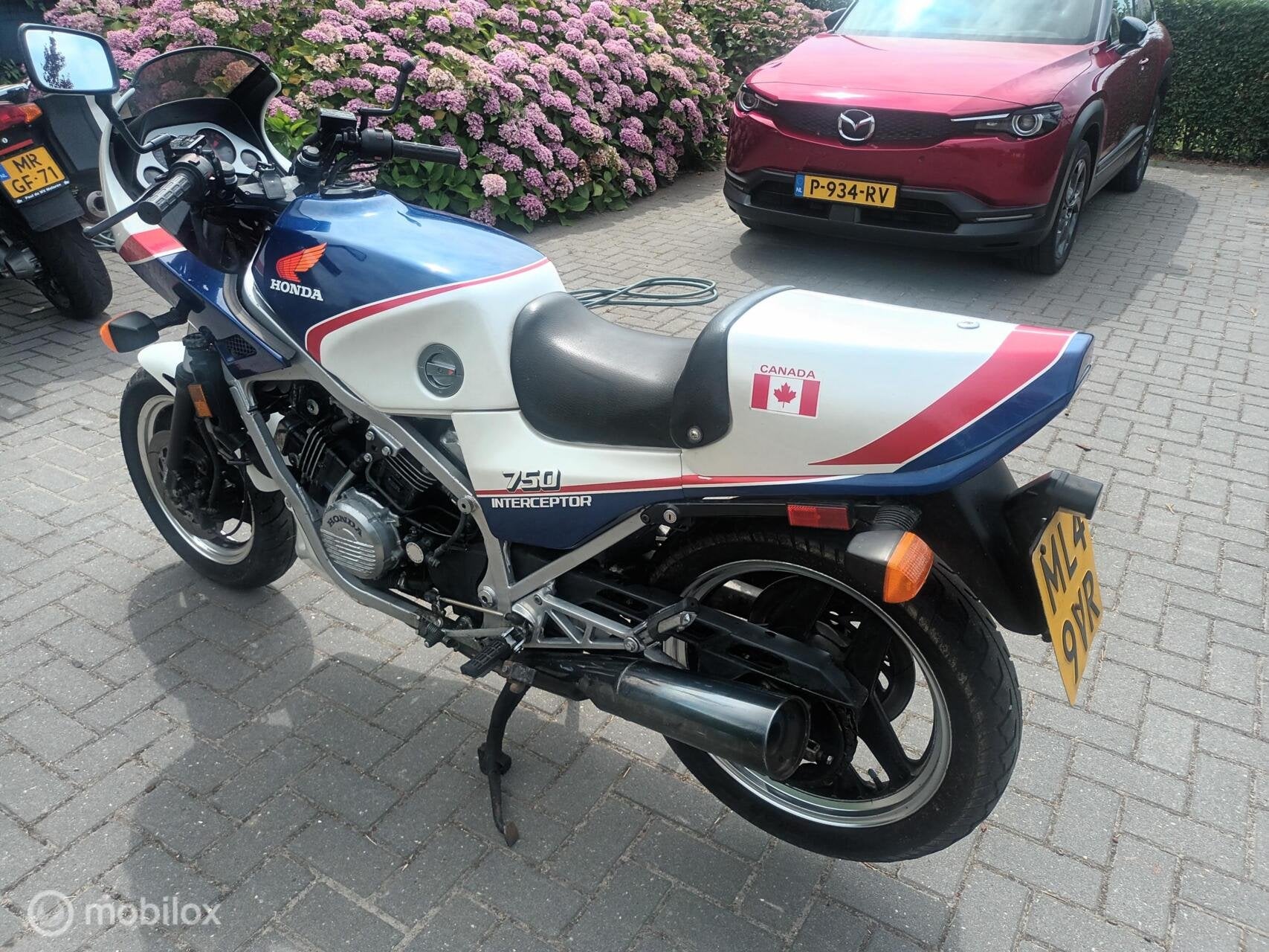 Zeer nette Honda VF 750 F 1984 iets werk 44dkm Inruil kan, Meer dan 35 kW, Toermotor, 748 cc, Handgeschakeld