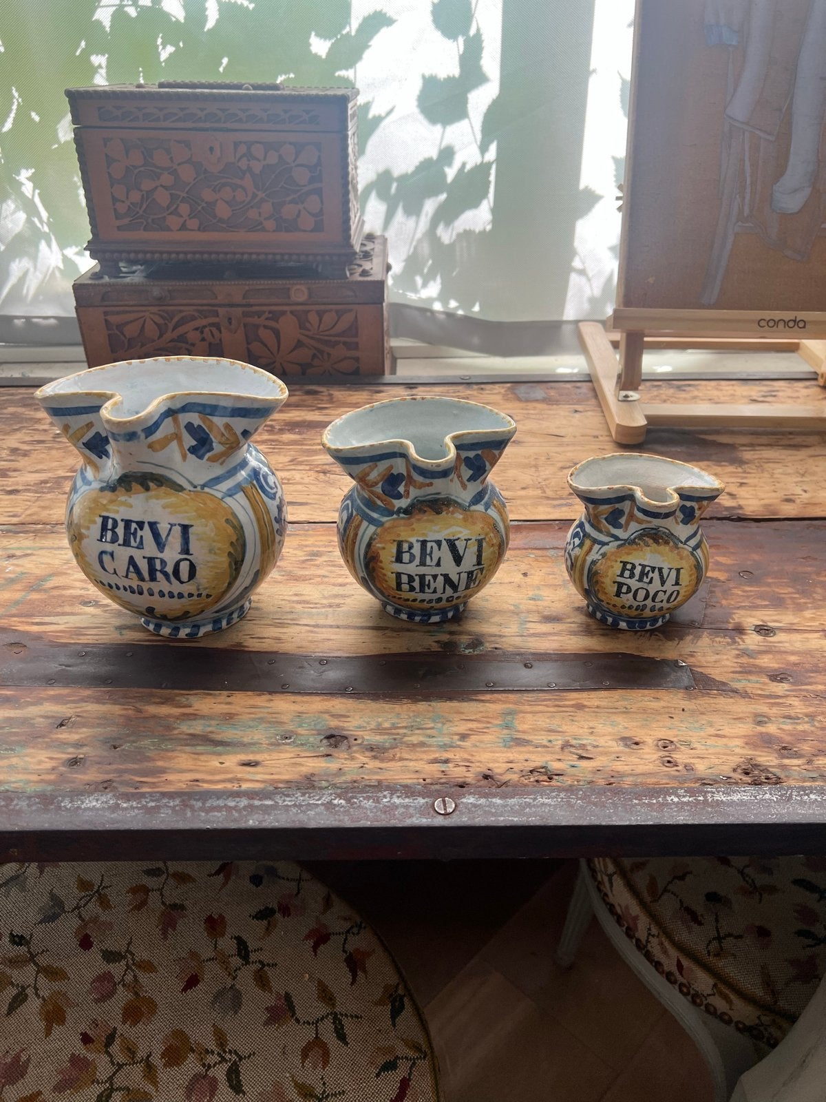 Set van 3 antieke Italiaanse wijnkannen - Majolica, Ophalen