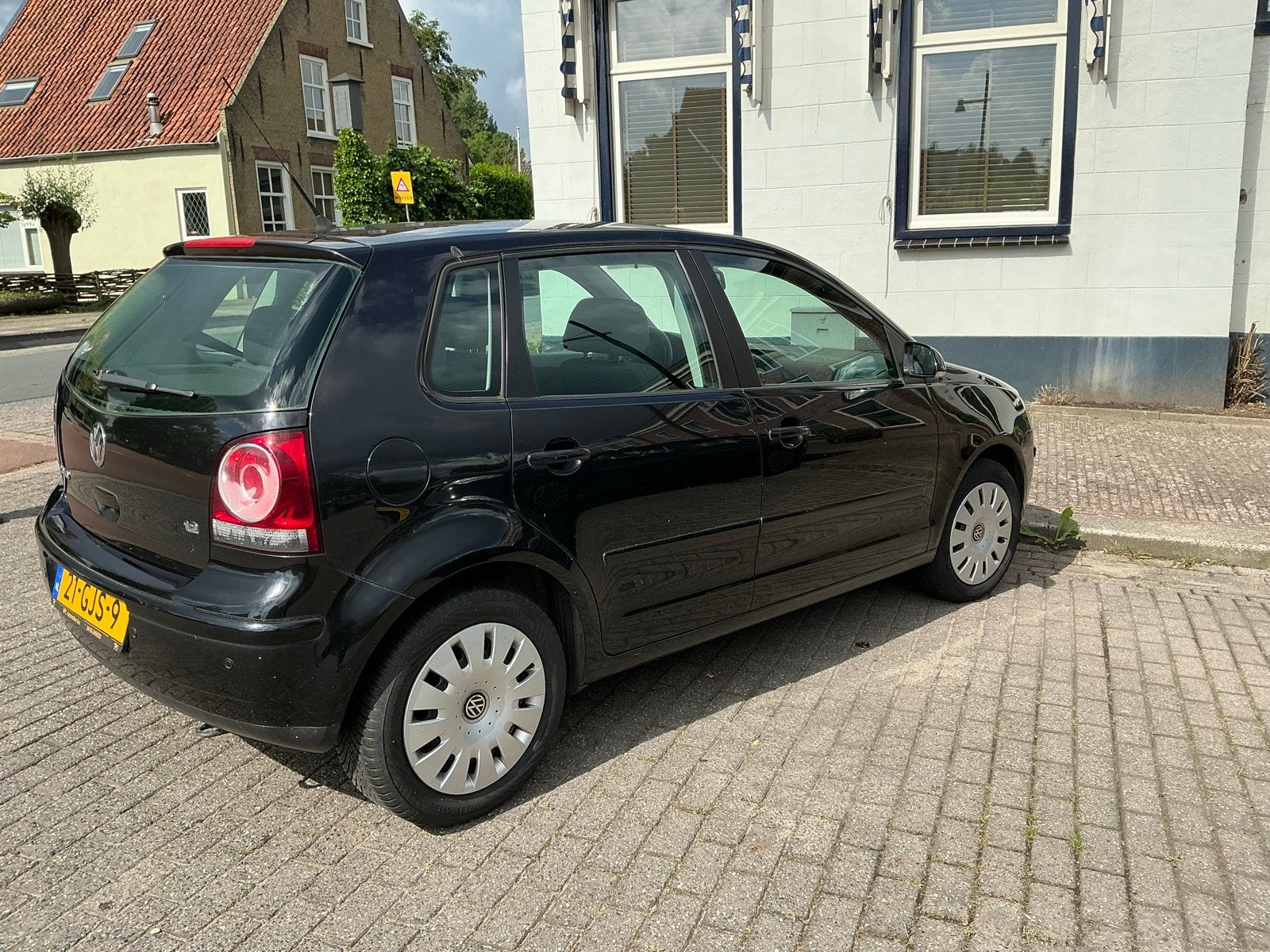 Volkswagen Polo 1.2 51KW 2008 Zwart, Auto's, Volkswagen, Voorwielaandrijving, 40 €/maand, 540 kg, 1198 cc