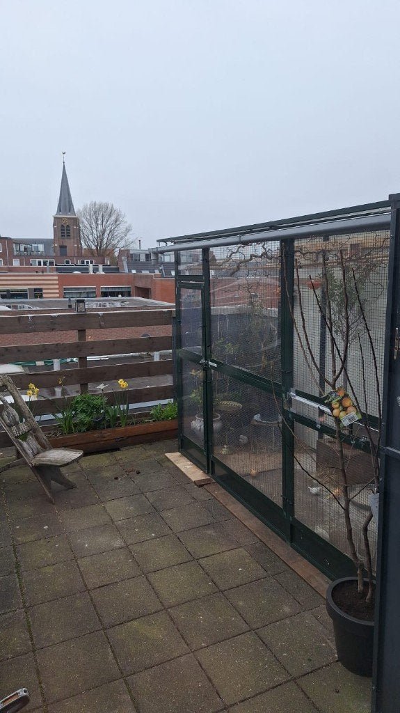 Ik verkoop een aluminium volière met een nachthuisje., Ophalen, Aluminium, Volière