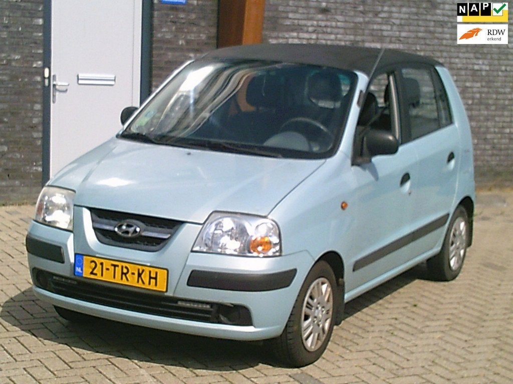 Hyundai Atos 1.1i Active Cool Airco Stuurbekr Radio/usb/mp-3, Auto's, Hyundai, Voorwielaandrijving, Stof, 31 €/maand, 4 cilinders