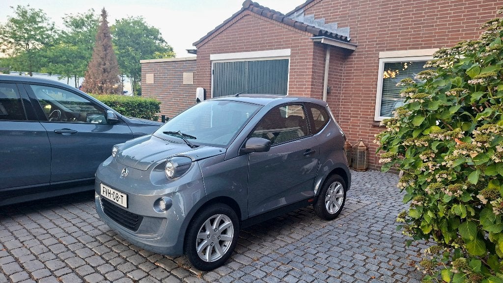 Aixam miniauto brommobiel  08-2025 l(365 km), Zo goed als nieuw, 16 km/u of meer, 46 km of meer, Ophalen