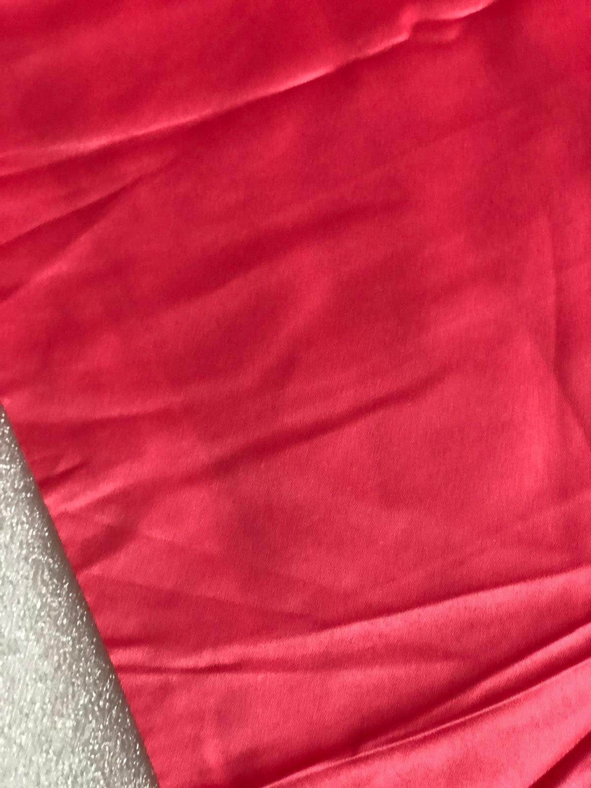 LAPJE - SOFT SATIN POLYESTER - 143 X 150 CM - ROZE / FUSIA, 120 cm of meer, 200 cm of meer, Ophalen of Verzenden, Zo goed als nieuw