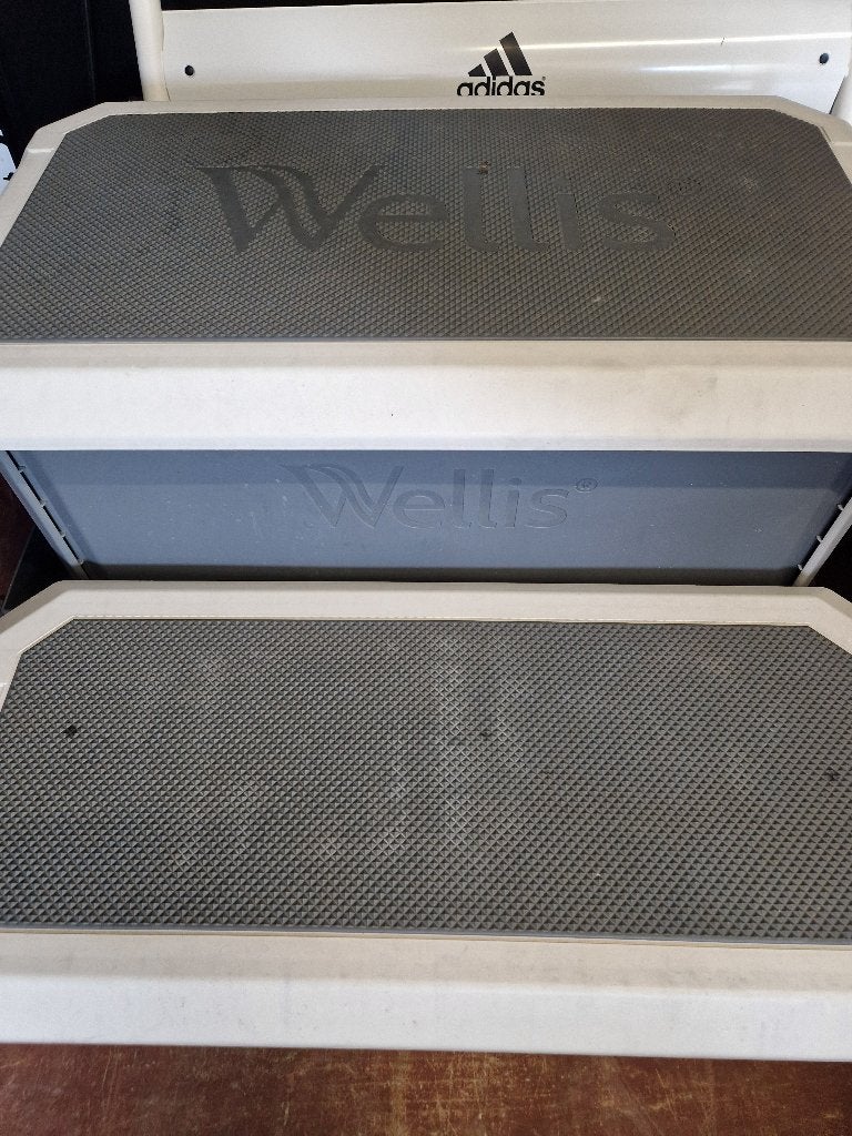 Jacuzzi trap Wellis, Tuin en Terras, Bubbelbaden en Hottubs, Ophalen, Gebruikt, Trap