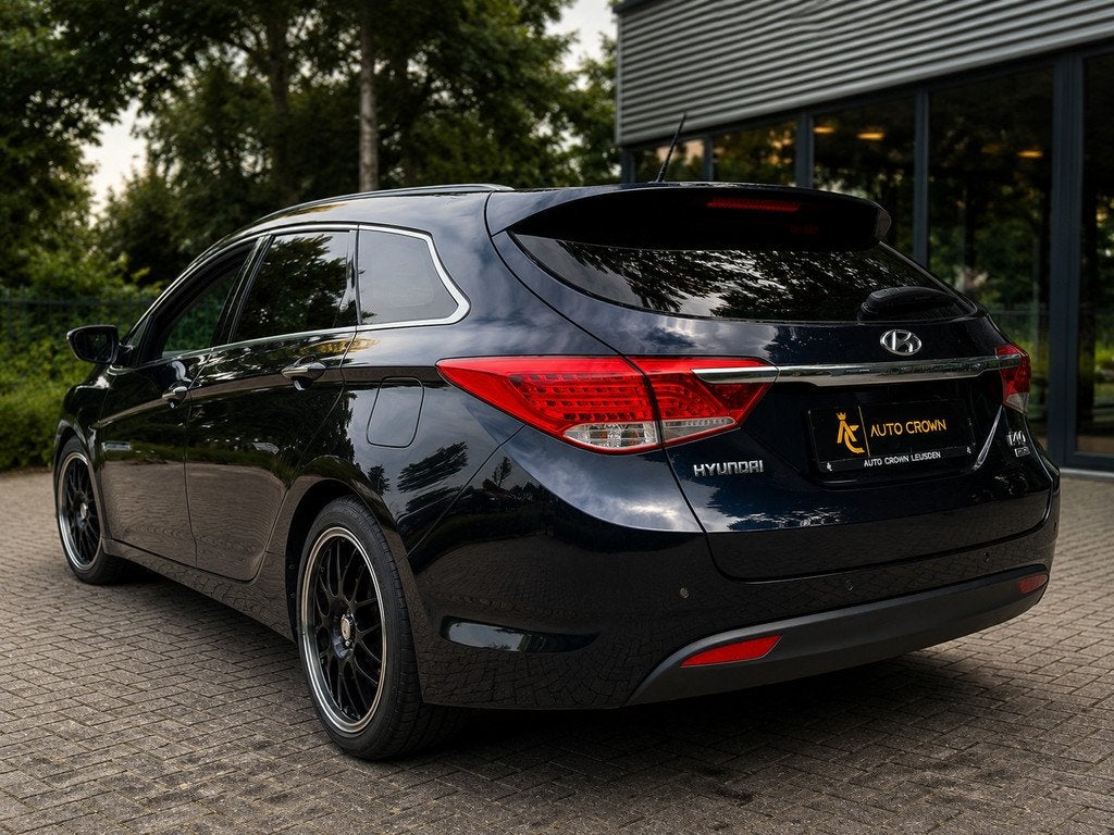 Hyundai I40 Wagon 2.0 GDI i-Catcher Automaat! 113.360KM!, Auto's, Hyundai, Euro 5, 4 cilinders, 700 kg, Zwart