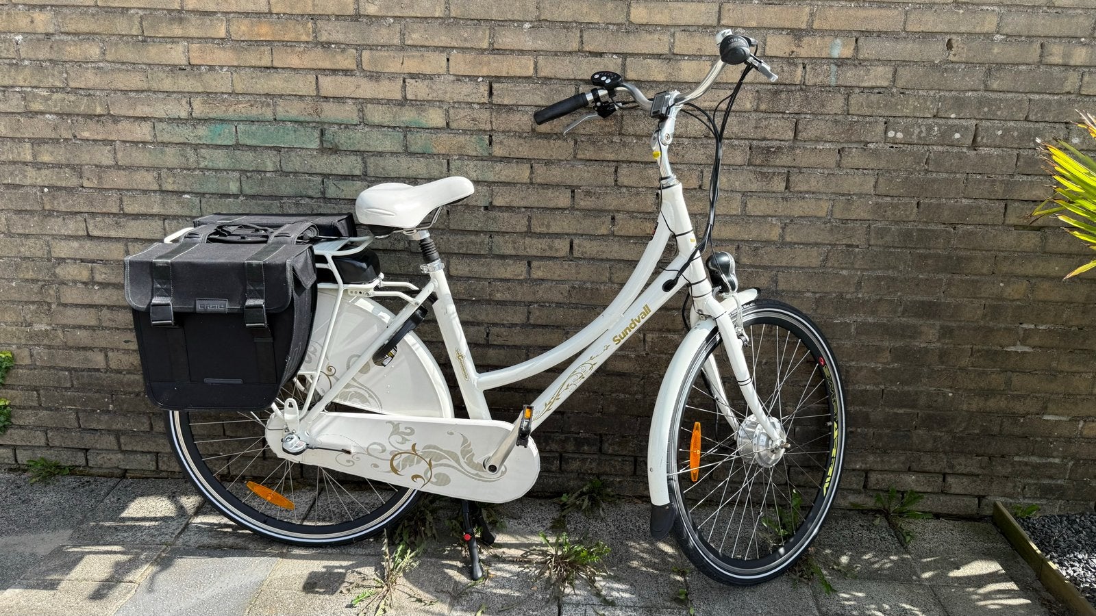 2 elektrische Opoefietsen met 3 versnellingen (vr.pr. €600), Fietsen en Brommers, Fietsen | Dames | Omafietsen, Ophalen, Gebruikt