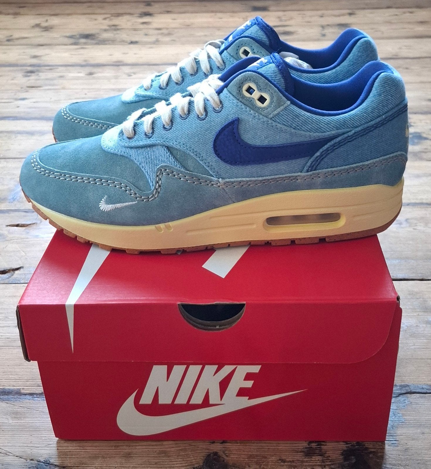 Nike Air Max 1 'Dirty Denim' - Maat 42, Blauw, Nike, Nieuw, Ophalen of Verzenden