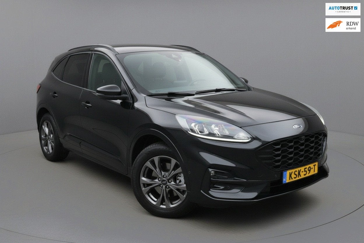 Ford Kuga ST-Line|Carplay|Parkeerhulp|Blind-Spot, Auto's, Gebruikt, Zwart, Bedrijf, Hybride Elektrisch/Benzine