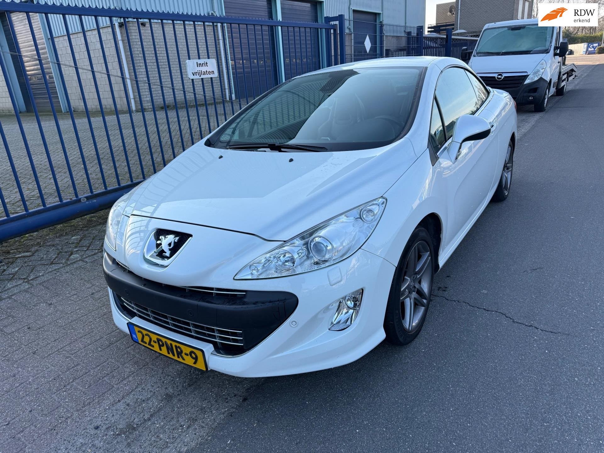 Peugeot 308 CC 1.6 Feline AUT.*193.547 KM*INRUIL AANBIEDING, Auto's, Peugeot, Euro 5, Gebruikt, Zwart, Wit