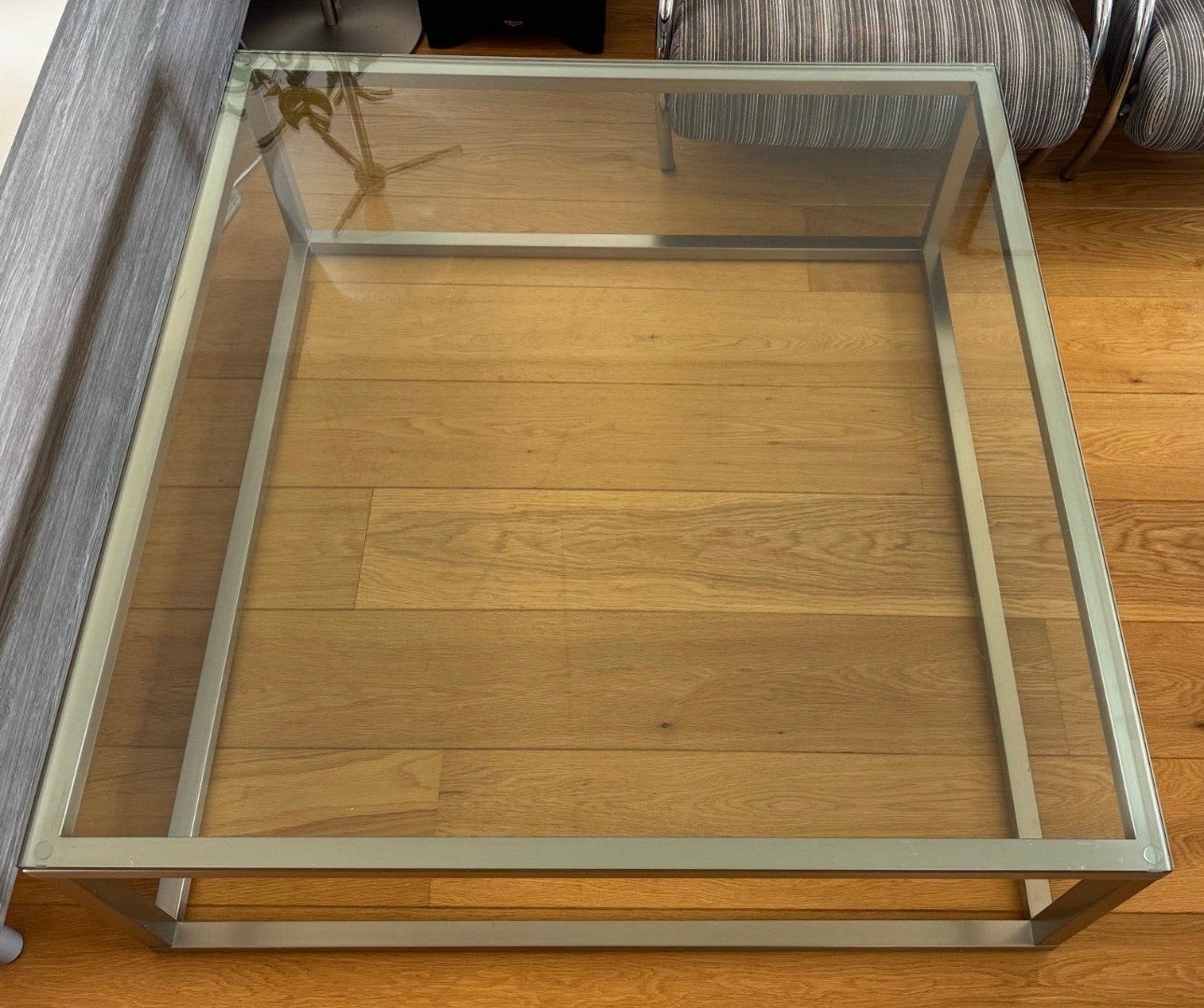 Moderne Metaform salontafel met glazen blad, Ophalen, Gebruikt, Vierkant, Glas