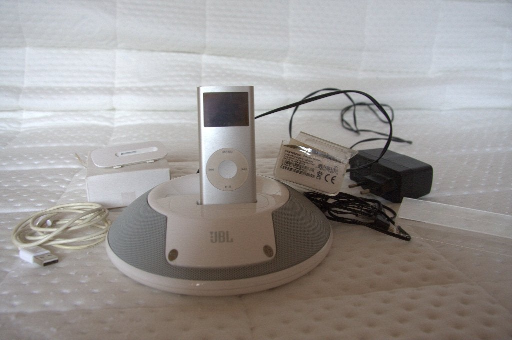 Ipod Nano met JBL versterker, Ophalen of Verzenden, Gebruikt, Overige typen, Nano