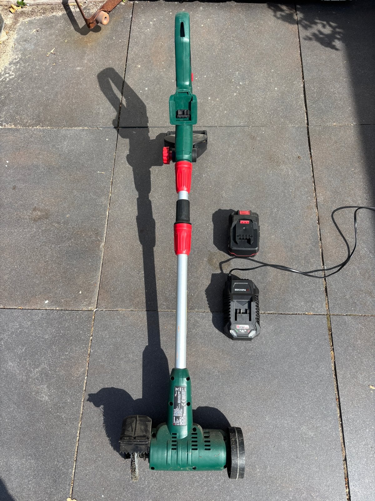 Parkside onkruidborstel met accu en lader, Ophalen, Gebruikt, 10 tot 30 cm, Accu