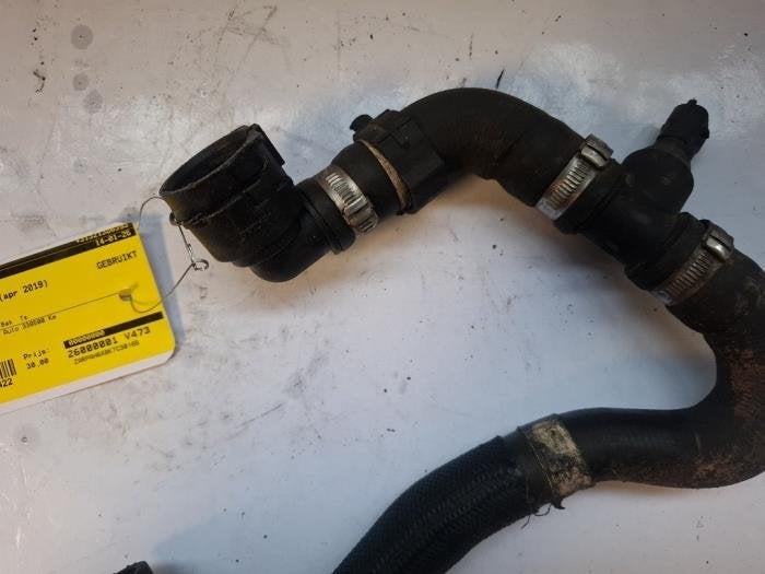 Radiateurslang van een Alfa Romeo Stelvio, Gebruikt, -, Verzenden, -