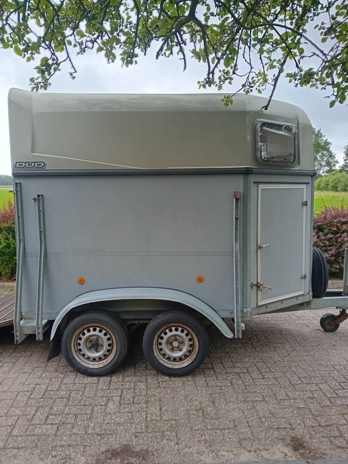 Paardentrailer te koop!, Ophalen of Verzenden, Gebruikt, Hout, 2-paards trailer