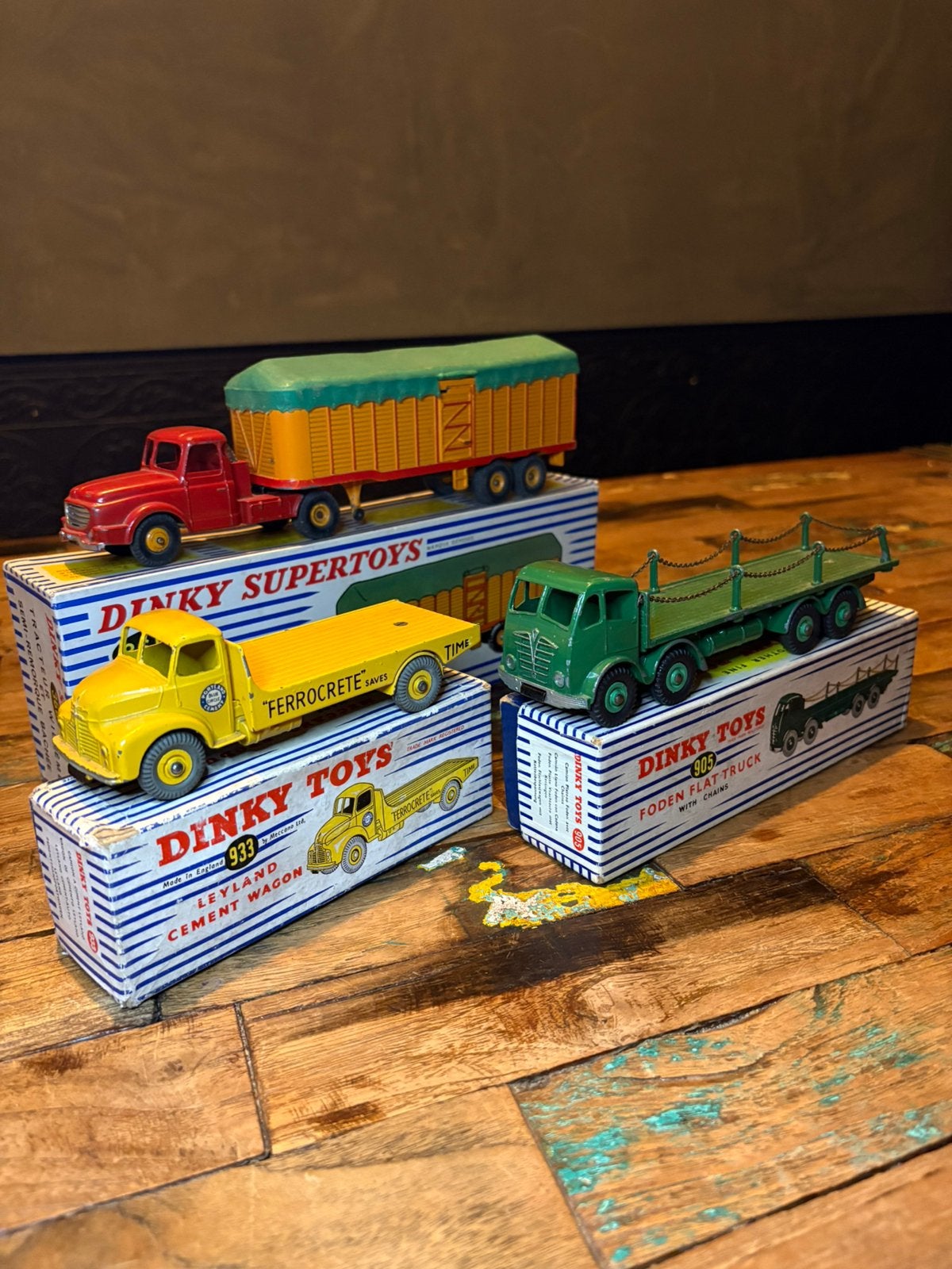 Dinky Toys 36B, 905 & 933 3 originele vrachtwagens, Hobby en Vrije tijd, Modelauto's | 1:43, Ophalen of Verzenden, Gebruikt, Bus of Vrachtwagen