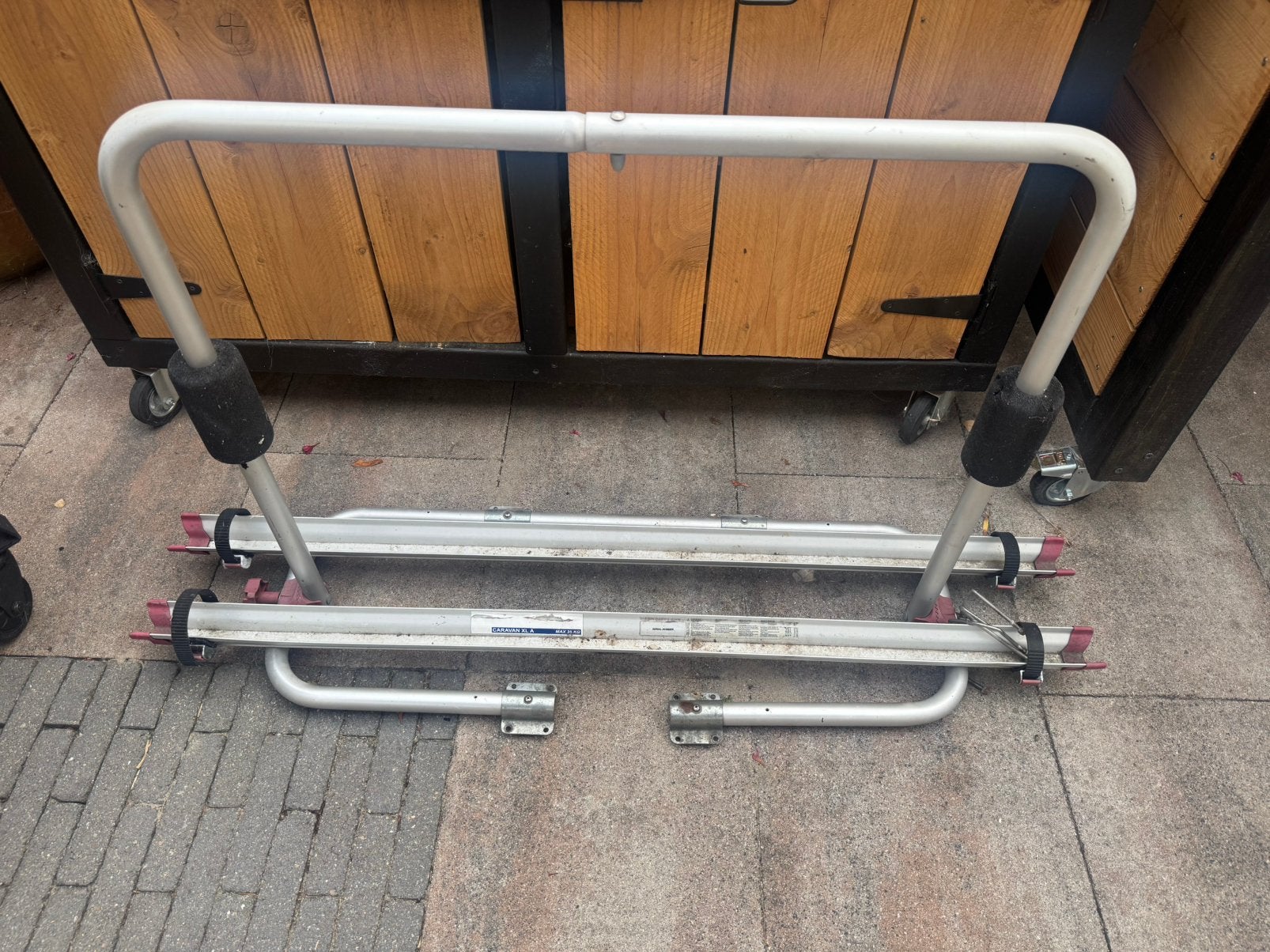 Gratis fietsendrager xl a caravan, Ophalen