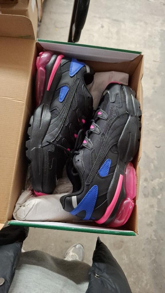 Puma schoenen maat 42.5, Kleding | Heren, Schoenen, Puma, Nieuw, Ophalen of Verzenden, Sportschoenen
