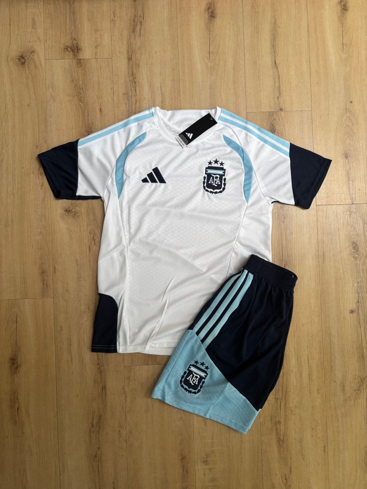 Argentinie Voetbalshirt + Broekje - Maat S - Nieuw!, Maat S, Verzenden, Nieuw, Trainingspak