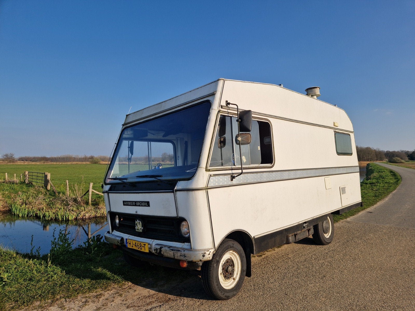Bedford / Hymer /Blitz 1978 - Unieke Oldtimer Camper, Caravans en Kamperen, Campers, Particulier, Benzine, Hymer