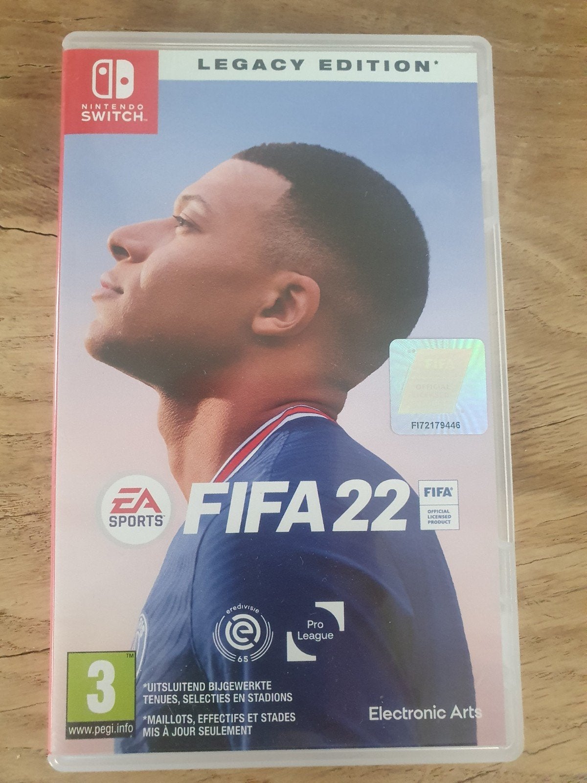FIFA 22 Legacy Edition - Nintendo Switch, Ophalen of Verzenden, Gebruikt, Met 1 controller, Switch Original