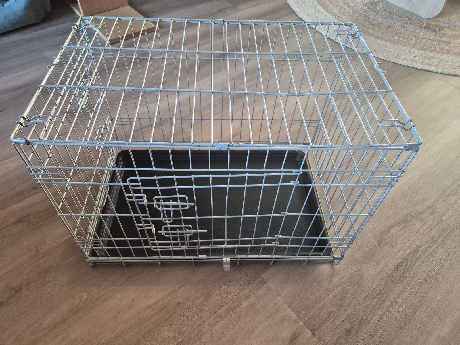 Te koop: middelgrote hondenbench, Dieren en Toebehoren, Ophalen, Gebruikt