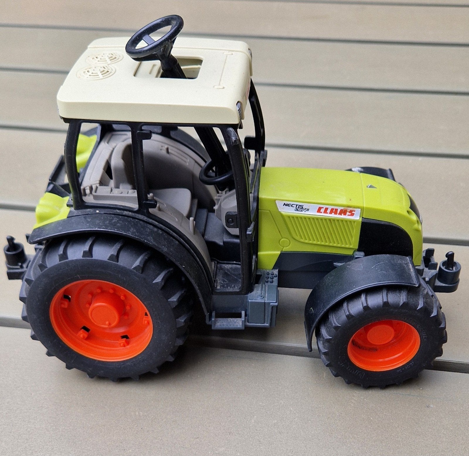 Bruder Claas Nectis 267 Trekker, Ophalen of Verzenden, Gebruikt
