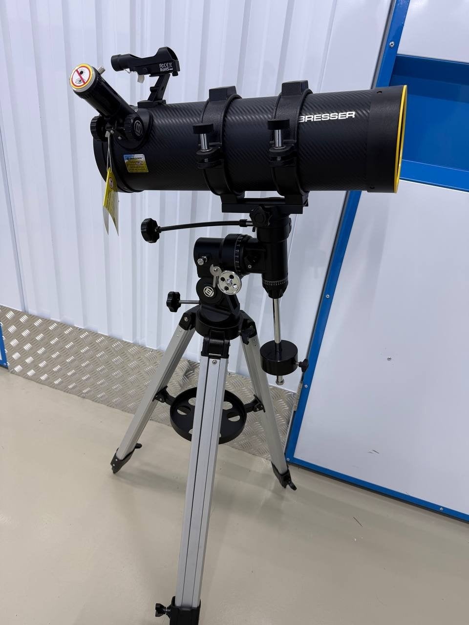 Bresser Spica AE 130/1000 EQ  nieuw, 80 tot 200 mm, Nieuw, Met statief, Spiegeltelescoop (reflector)