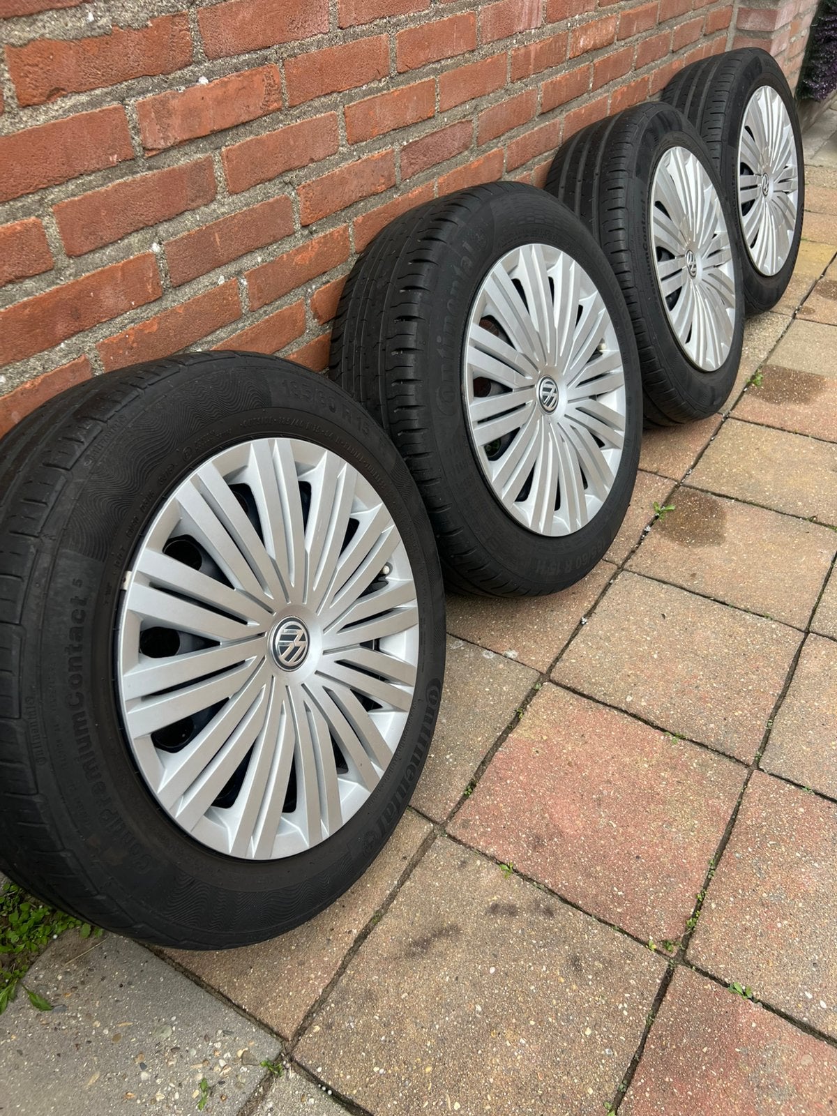 Volkswagen Polo velgen + Continental banden 185/60 R15, Ophalen, Gebruikt, 15 inch, Banden en Velgen