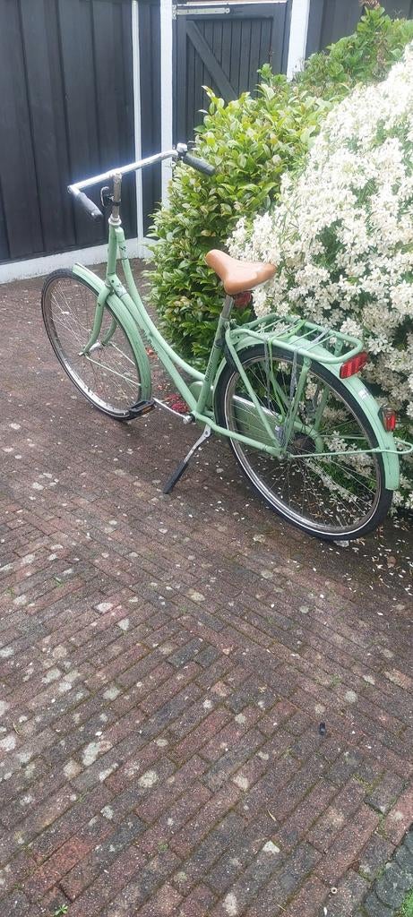 Een omafiets old dutch Terugtraprem 28 inch, Fietsen en Brommers, 53 tot 56 cm, Ophalen of Verzenden, Zo goed als nieuw