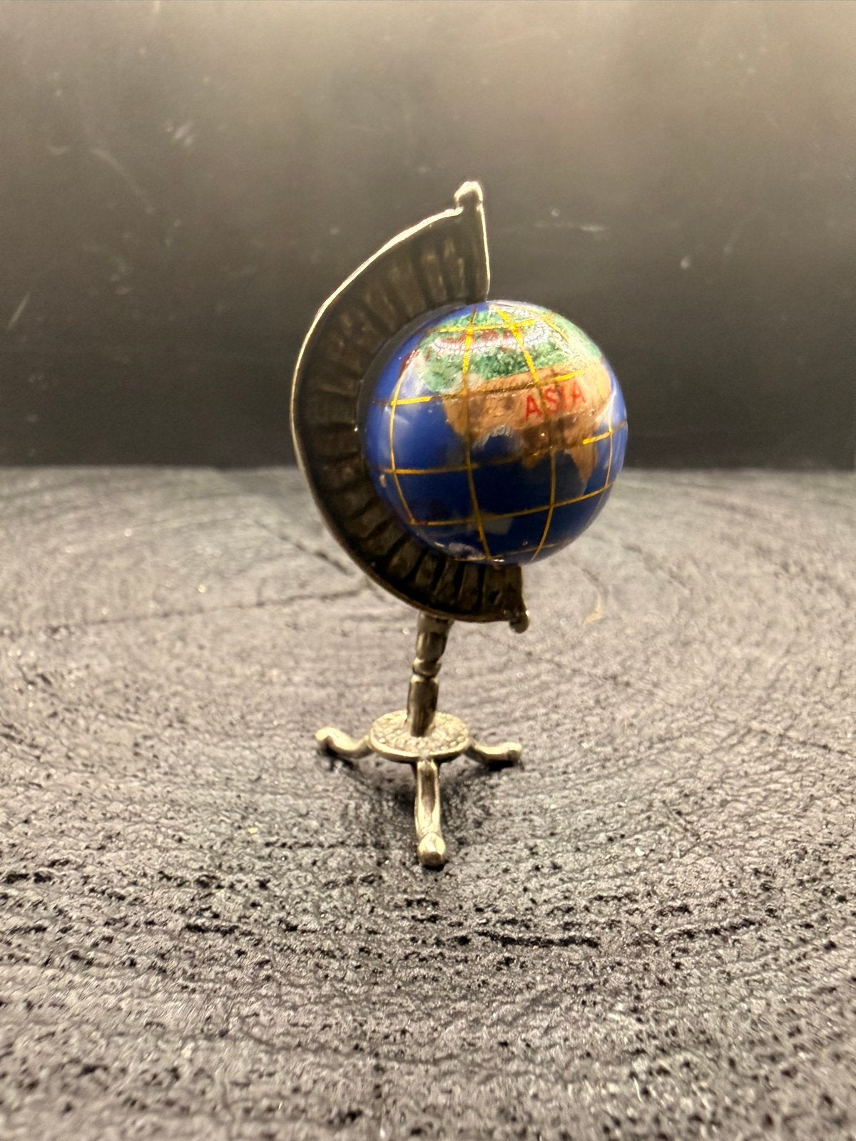 Zilveren miniatuur globe met lapis lazuli, 800 zilver, Verzenden, Zilver