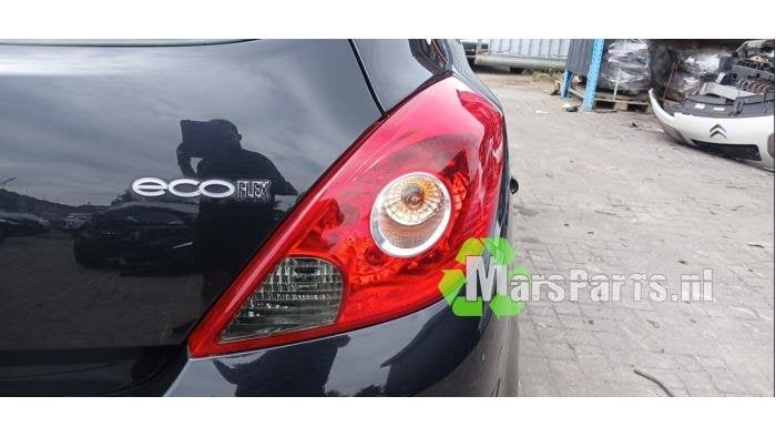 Achterlicht rechts van een Opel Corsa, Auto-onderdelen, Gebruikt, -, -, Opel
