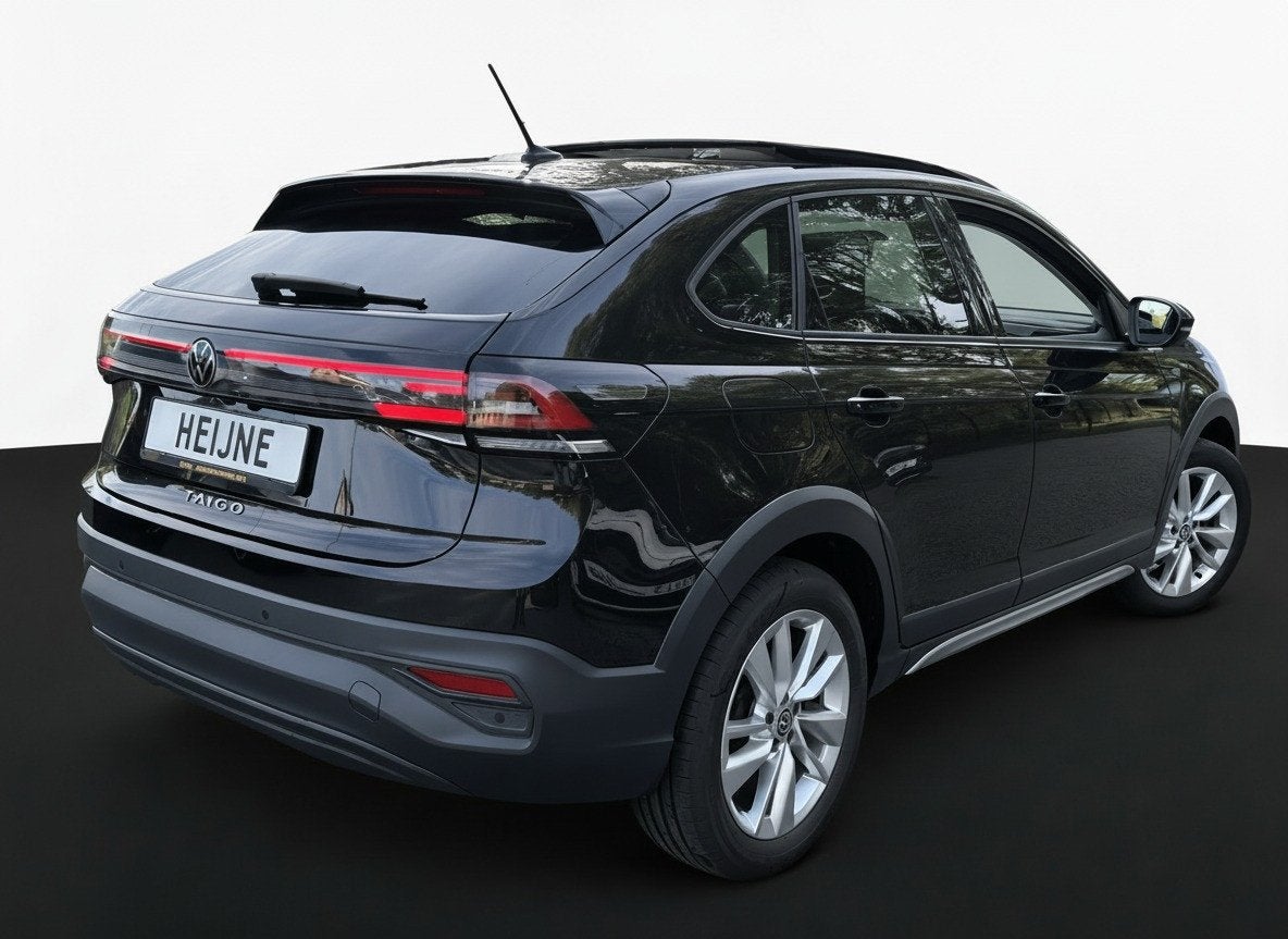 Volkswagen Taigo 1.0 TSI LIFE PANORAMADAK/CAMERA/CARPLAY, Auto's, Voorwielaandrijving, Gebruikt, Zwart, Handgeschakeld