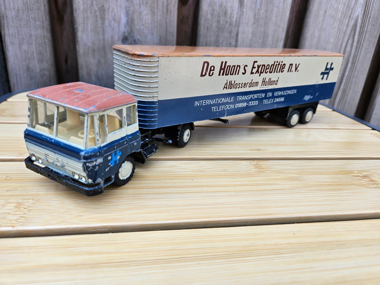 Lioncar Daf 2600 De Haan Expeditie Verhuizingen 1:50, Ophalen of Verzenden, Gebruikt, Bus of Vrachtwagen, Lion Toys