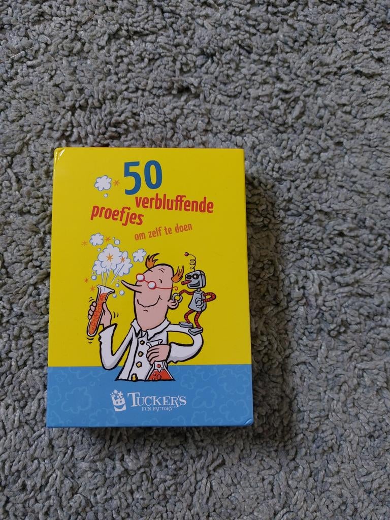 50 Verbluffende Proefjes om zelf te doen - Wetenschapskit, Kinderen en Baby's, Speelgoed | Educatief en Creatief, Ophalen, Gebruikt