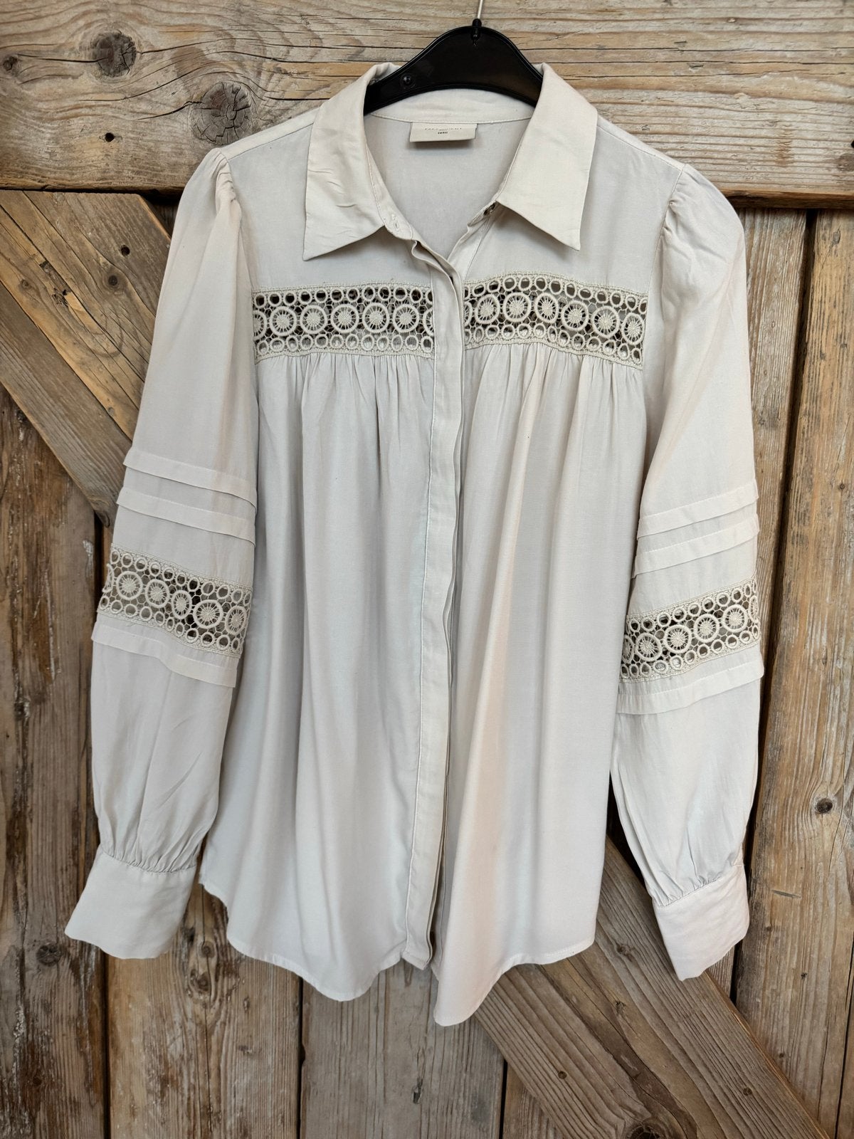 Free/quent Blouse met Broderie - Maat S, Ophalen of Verzenden, Zo goed als nieuw, Maat 36 (S), Beige
