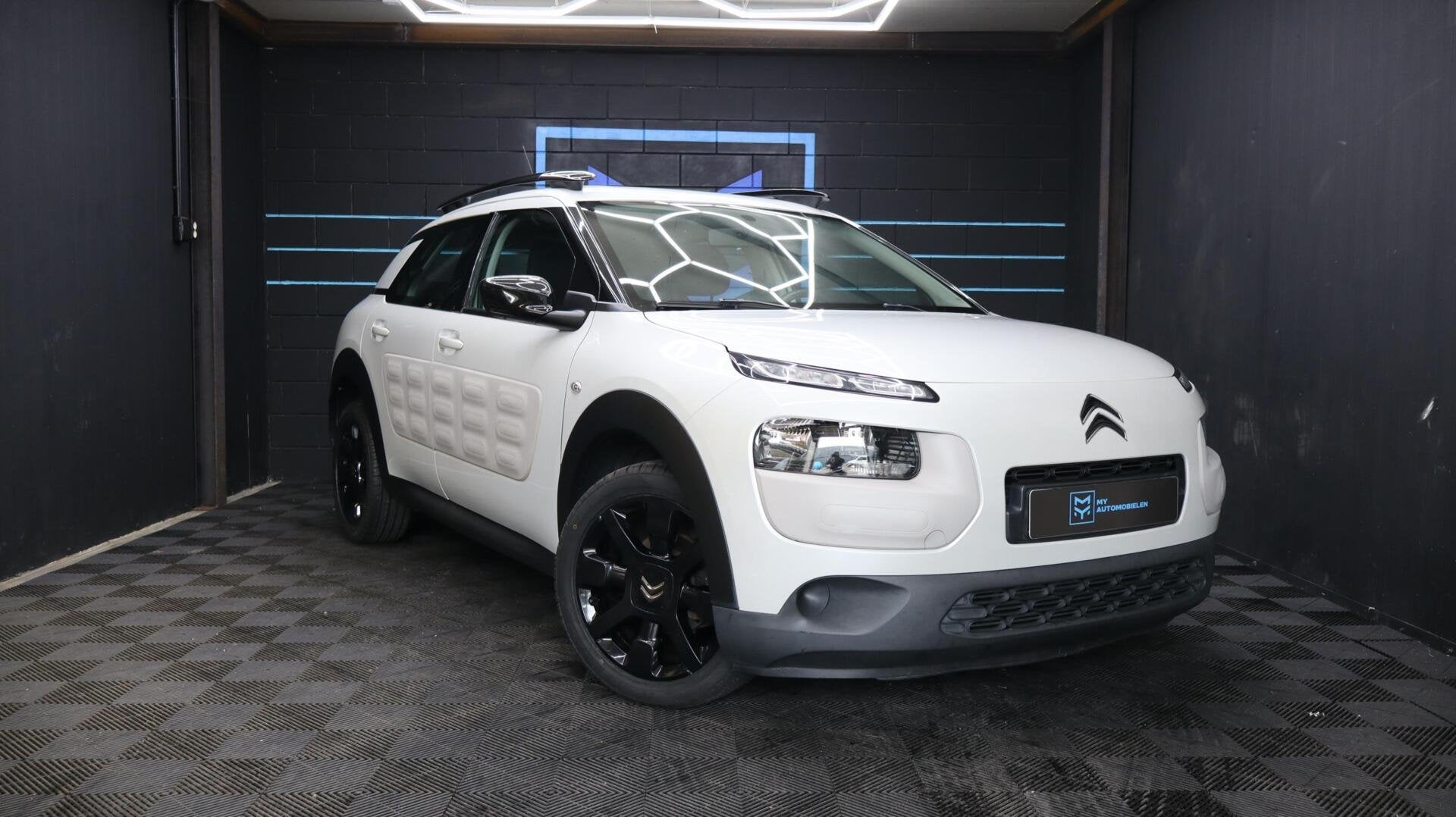 Citroen C4 Cactus 1.2 PureTech Business, Auto's, Voorwielaandrijving, Gebruikt, 1199 cc, 82 pk