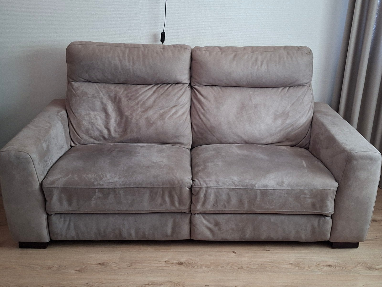 Leen Bakker James electrisch verstelbare 3 zitsbank, Ophalen, Gebruikt, 150 tot 200 cm, Driepersoons