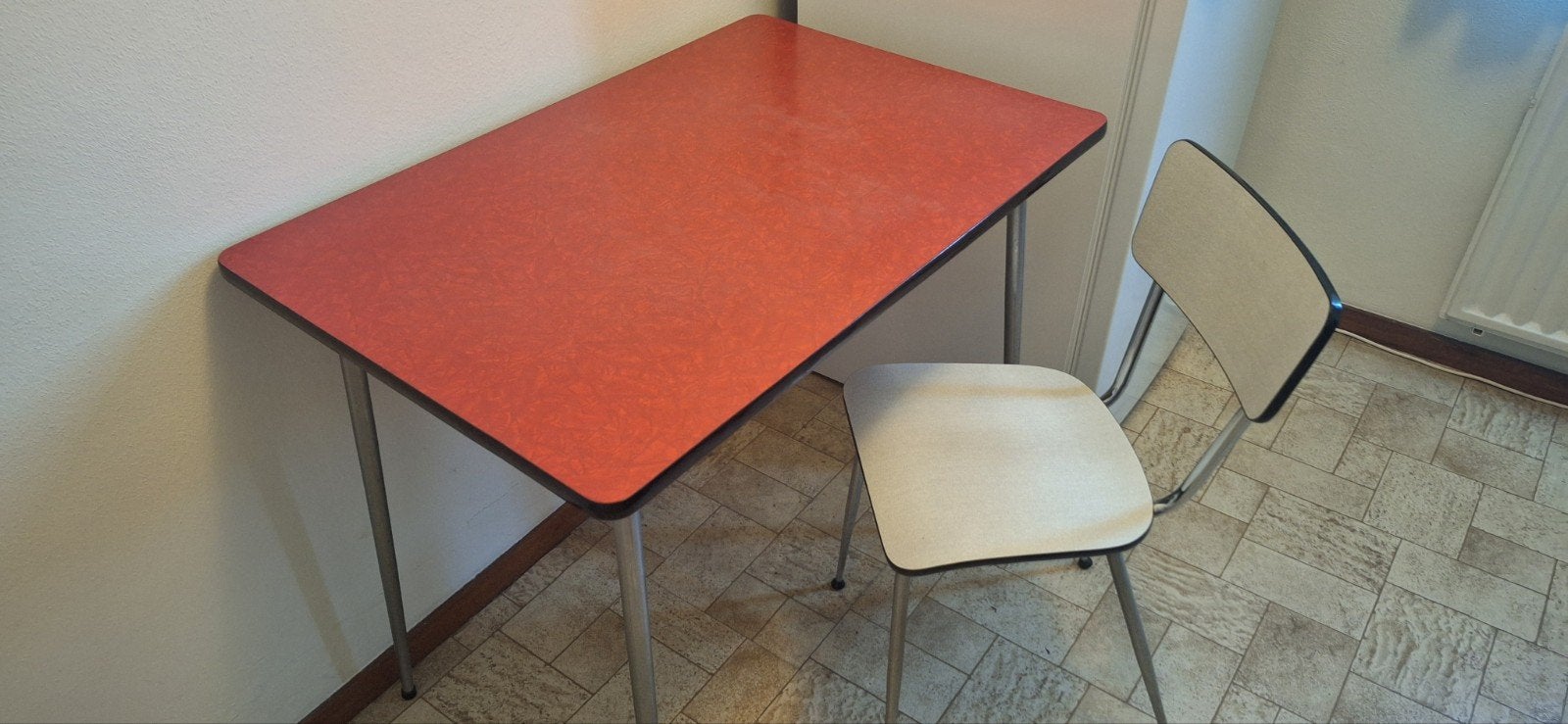Keukentafel met stoel, Huis en Inrichting, Tafels | Sidetables, Ophalen, 25 tot 50 cm, Rechthoekig