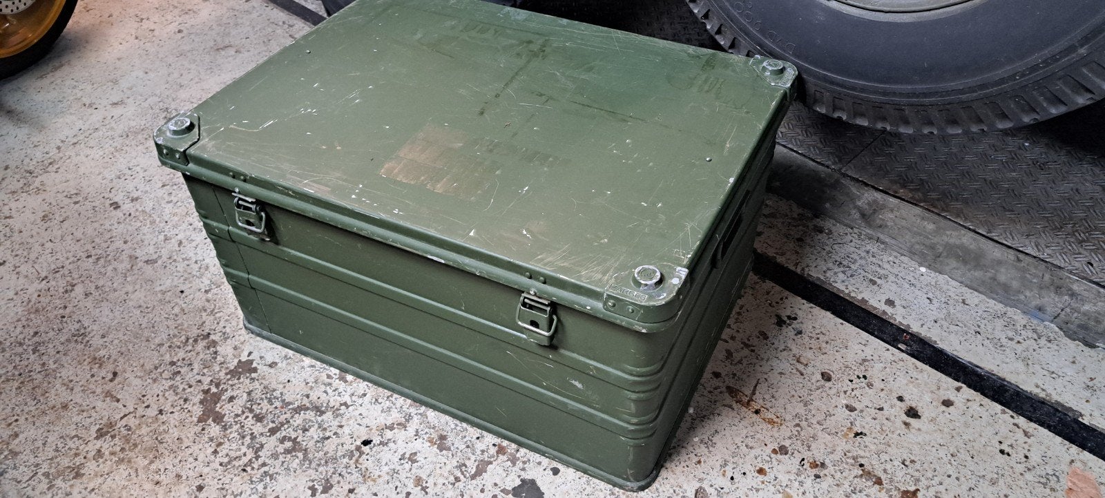 Zarges Opslag en Transport, Ophalen, Landmacht, Nederland, Kist of Geocache