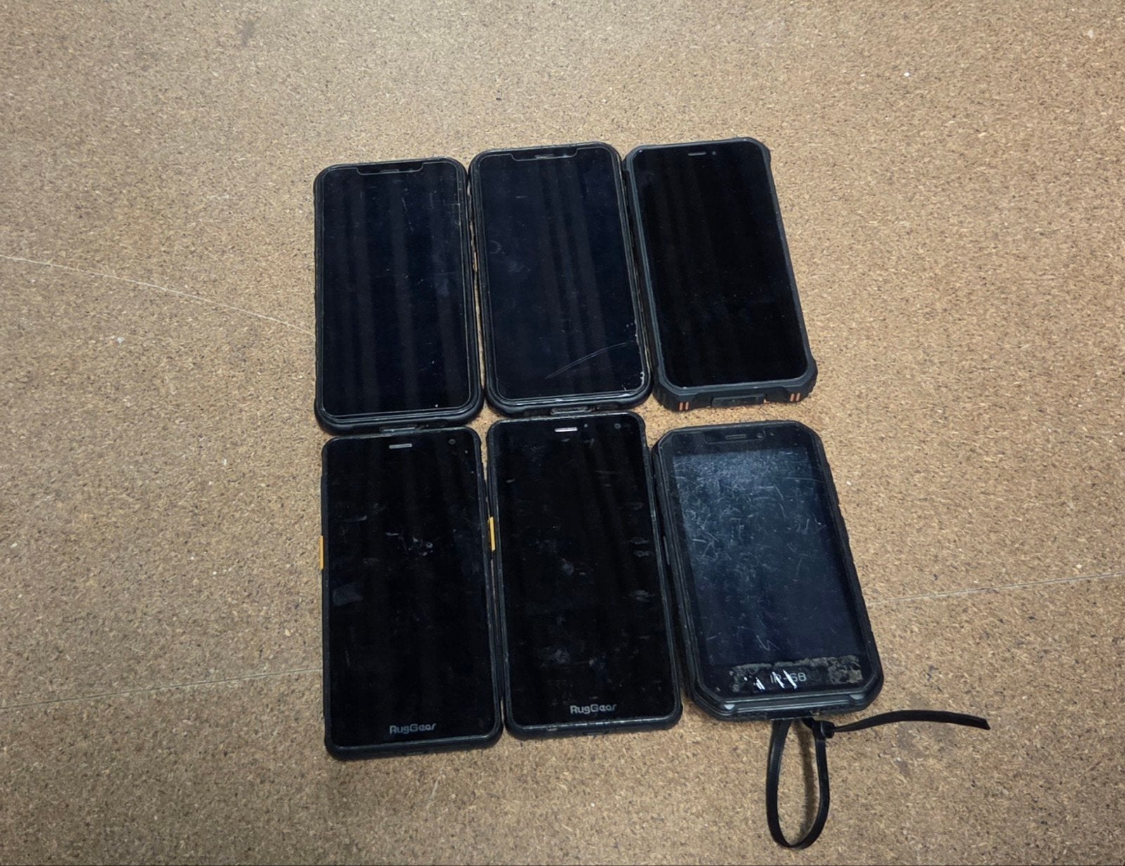 TE KOOP PARTIJ VAN 6 STUKS BOUW TELEFOONS, Gebruikt, Overige modellen, Ophalen of Verzenden, A