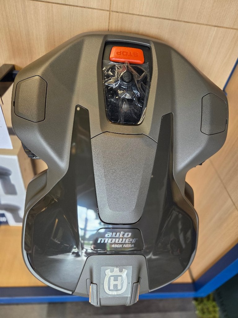 Husqvarna 450X GPS robotmaaier NERA 5000m2 inclusief EPOS PL, Tuin en Terras, Nieuw, Ophalen of Verzenden, Met regensensor, 20 tot 25 cm