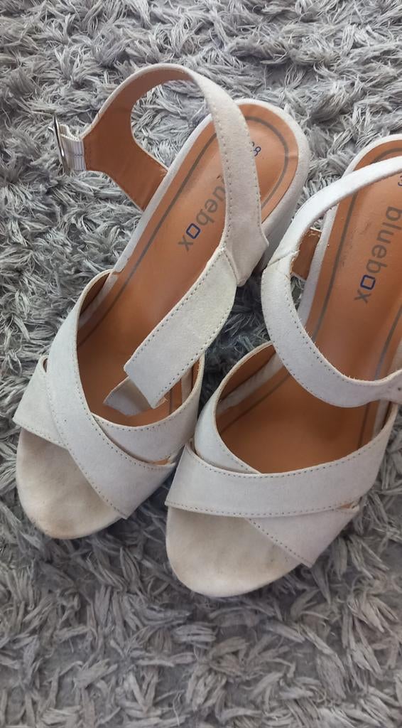 Gedragen hakken van Bluebox, Pumps, Beige, Ophalen of Verzenden, Bluebox