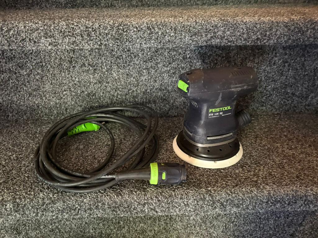 Festool ETS 125 EQ schuurmachine, Ophalen of Verzenden, Zo goed als nieuw, Minder dan 600 watt, Excentrische schuurmachine