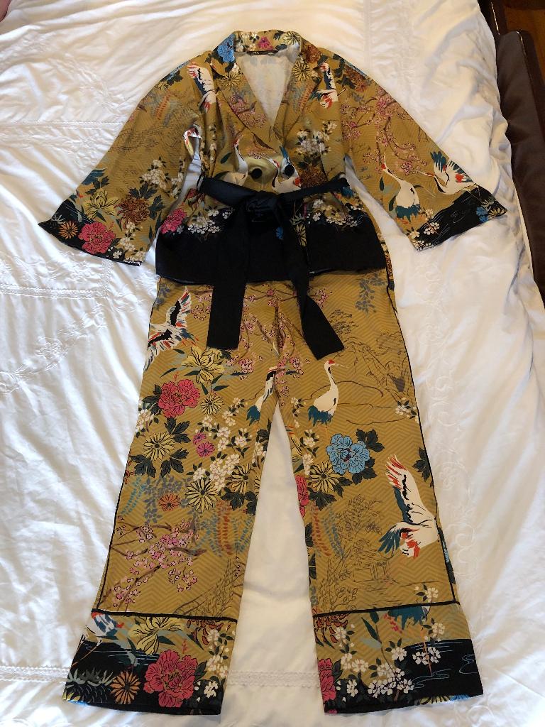 Zara kimono blouse met bijpassende broek maat XS, Overige typen, Zara, Geel, Ophalen of Verzenden