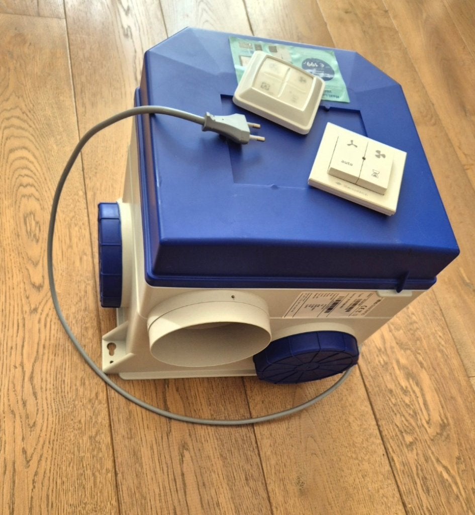 Z.G.A.N Itho daalderop ventilatiebox met 2 RFT bedieningen, Ophalen of Verzenden, Zo goed als nieuw, Ventilator en Afzuiger