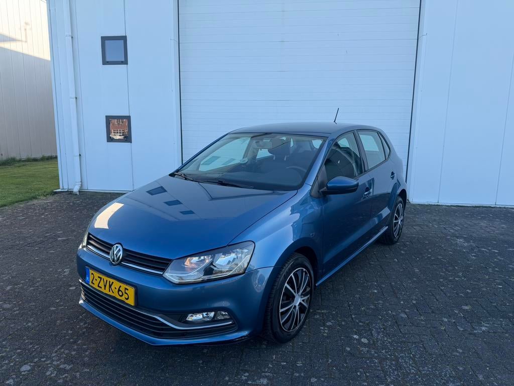 Volkswagen Polo 1.2 TSI 66KW 2015 Blauw Nieuw Apk, Stof, 40 €/maand, 4 cilinders, Blauw