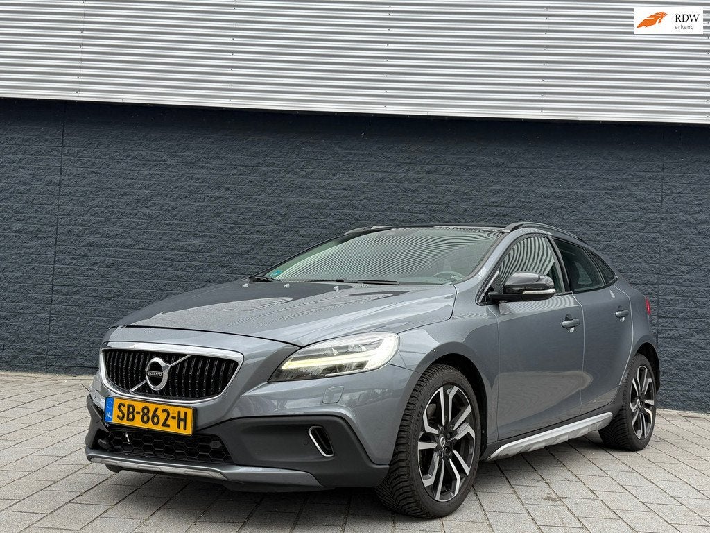 Volvo V40 Cross Country 2.0 D3 Summum PANO/AUTOMAAT, Euro 6, Leder, Bedrijf, Diesel